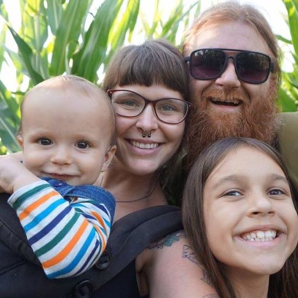 Meet your Posher, Astrid - Picture 1 of 1